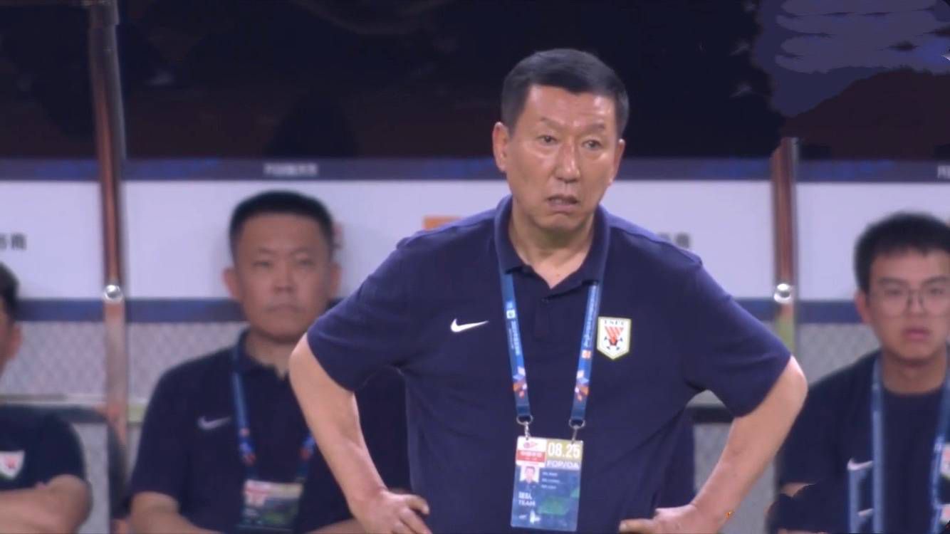 小莹客厅激情
