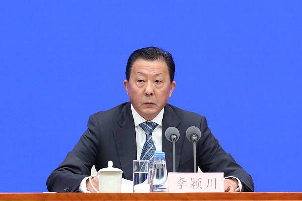 亚洲国产中文字幕在线观看